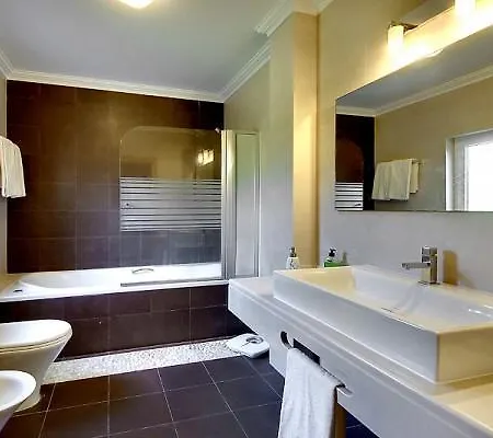 Homestay Carisa Suites Albufeira