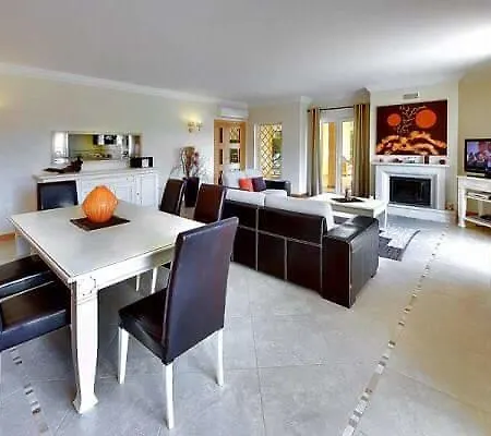 Carisa Suites Privatunterkunft