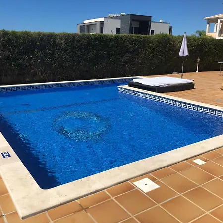 Privatunterkunft Carisa Suites *